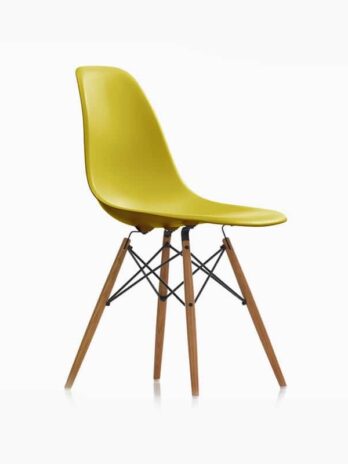 Eames plastic side chair